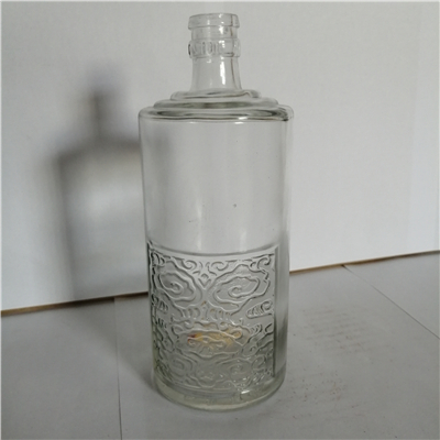 新疆玻璃酒瓶噴涂烤花玻璃酒瓶