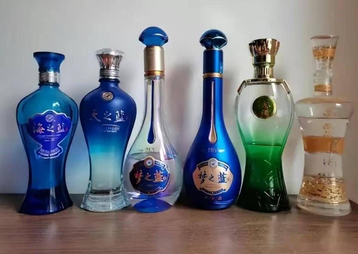 同為洋河系列白酒，海之藍、天之藍、夢之藍區別在哪？弄清楚再喝